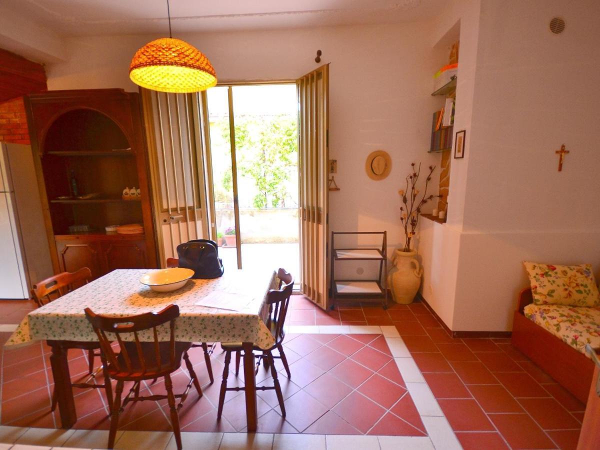 Casa Unifamiliar Con Jard N Privado Villa Agnone Bagni Bagian luar foto