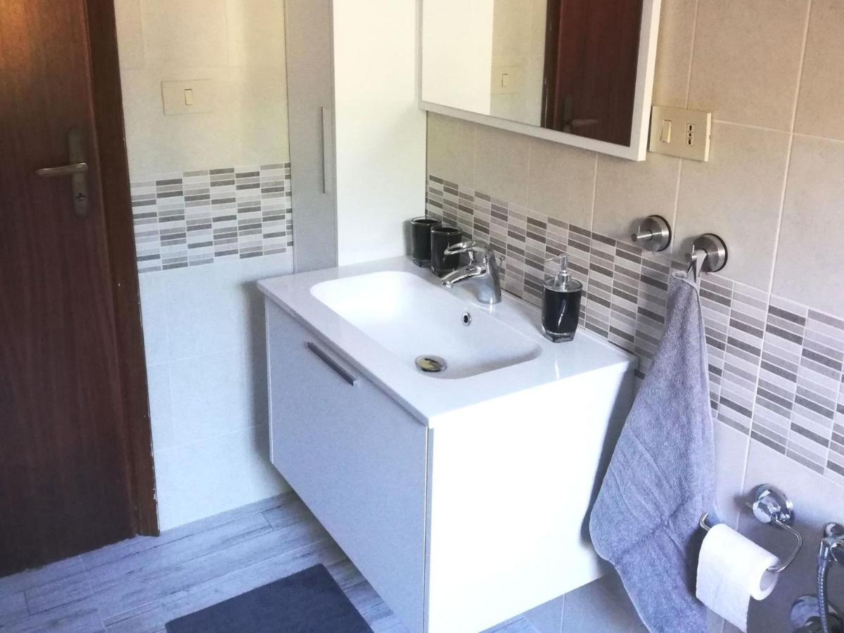 Casa Unifamiliar Con Jard N Privado Villa Agnone Bagni Bagian luar foto